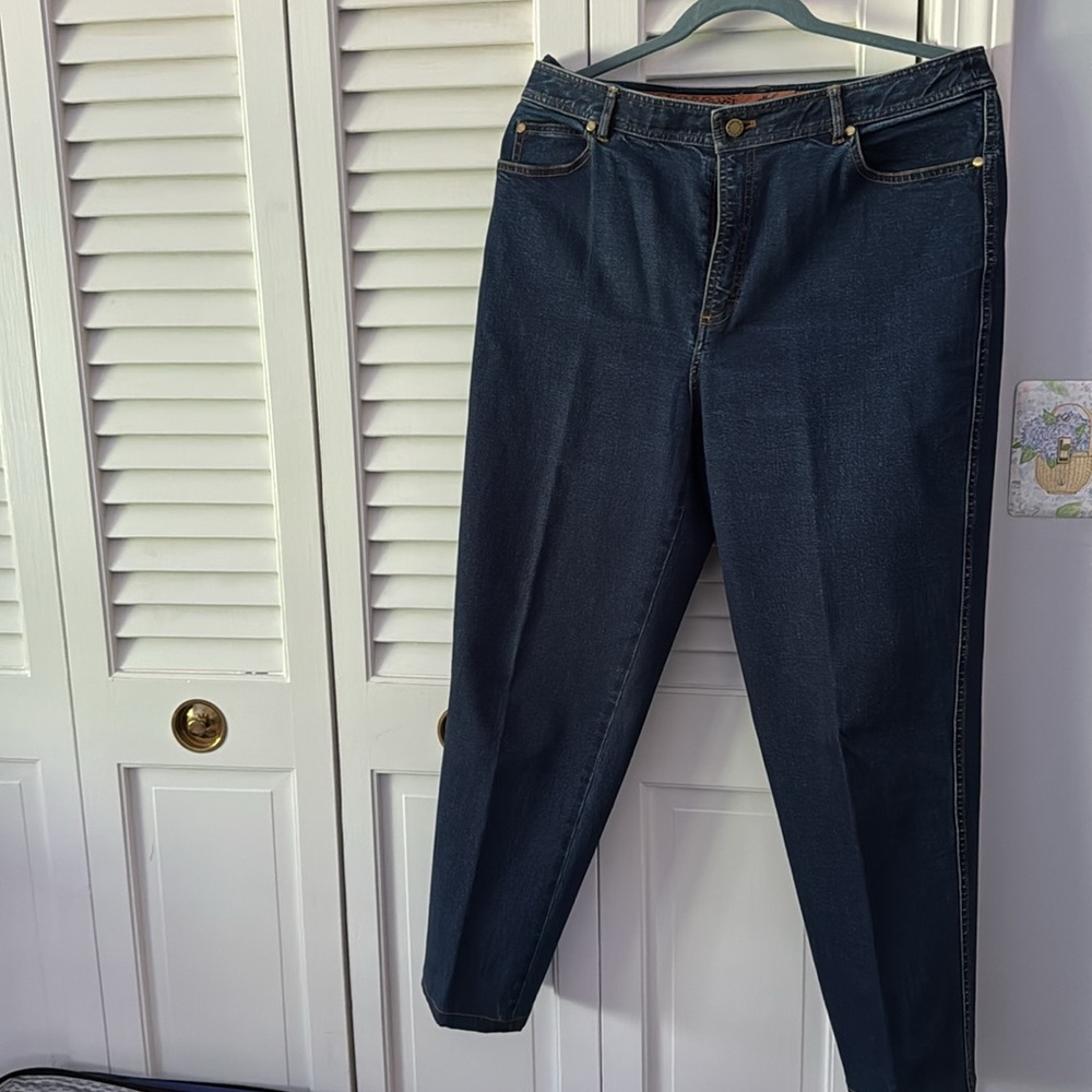Dana Buchman Denim jeans